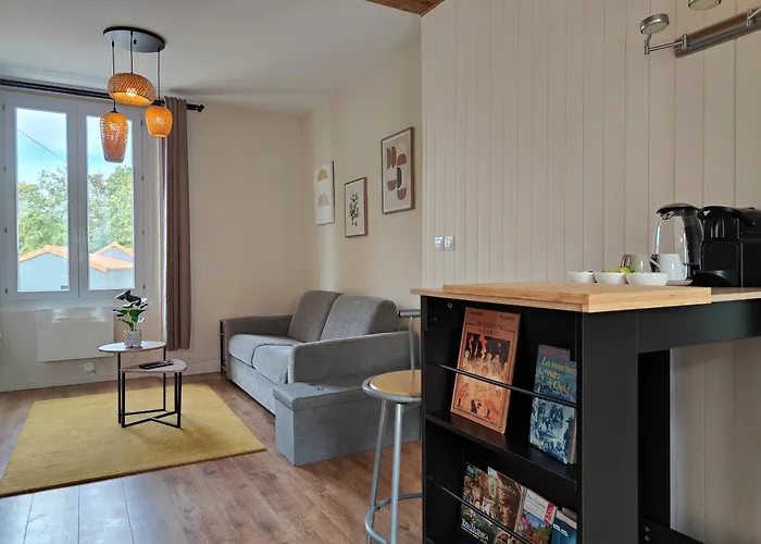 Cocon Du Tisserand - Centre - Cosy Et Intimiste Cholet